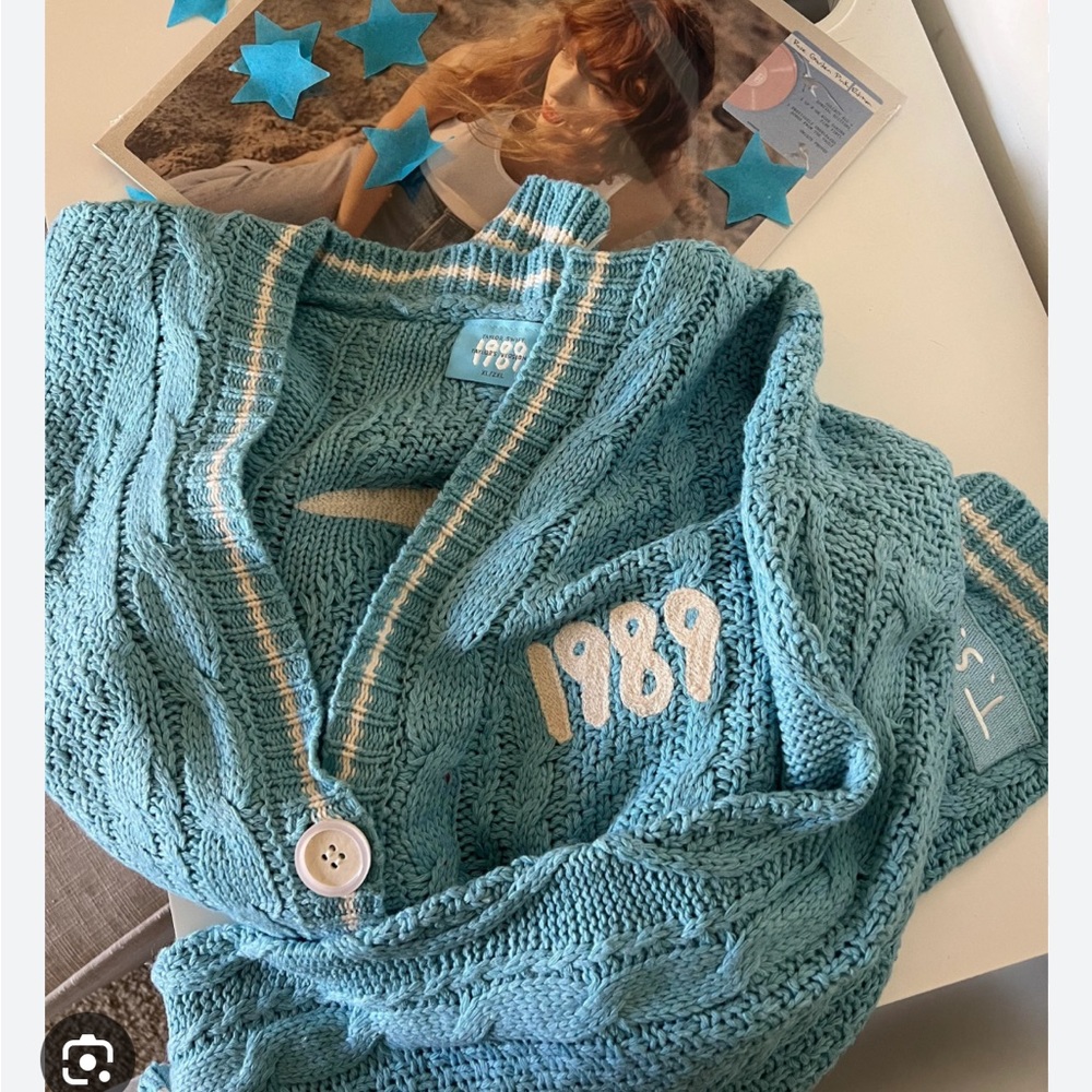 Taylor Swift 1989 Cardigan RARE